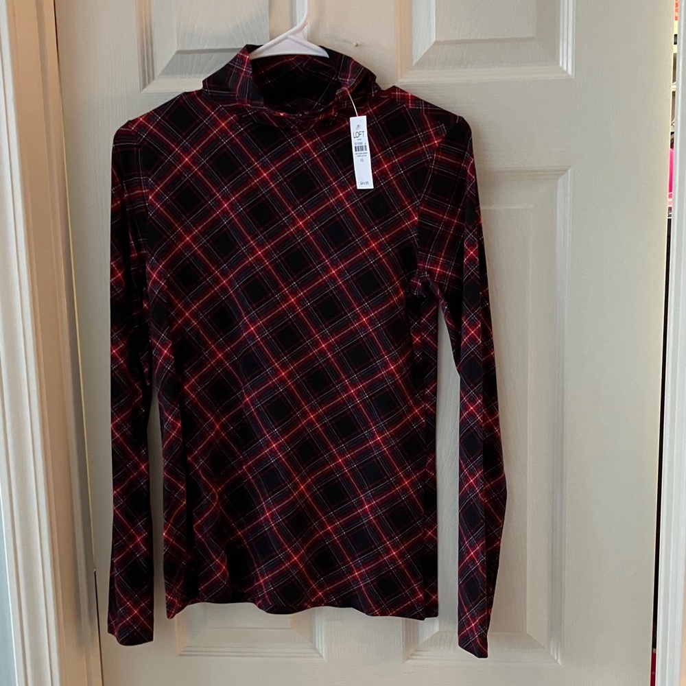 LOFT Black and Red Plaid Long Sleeve Turtleneck